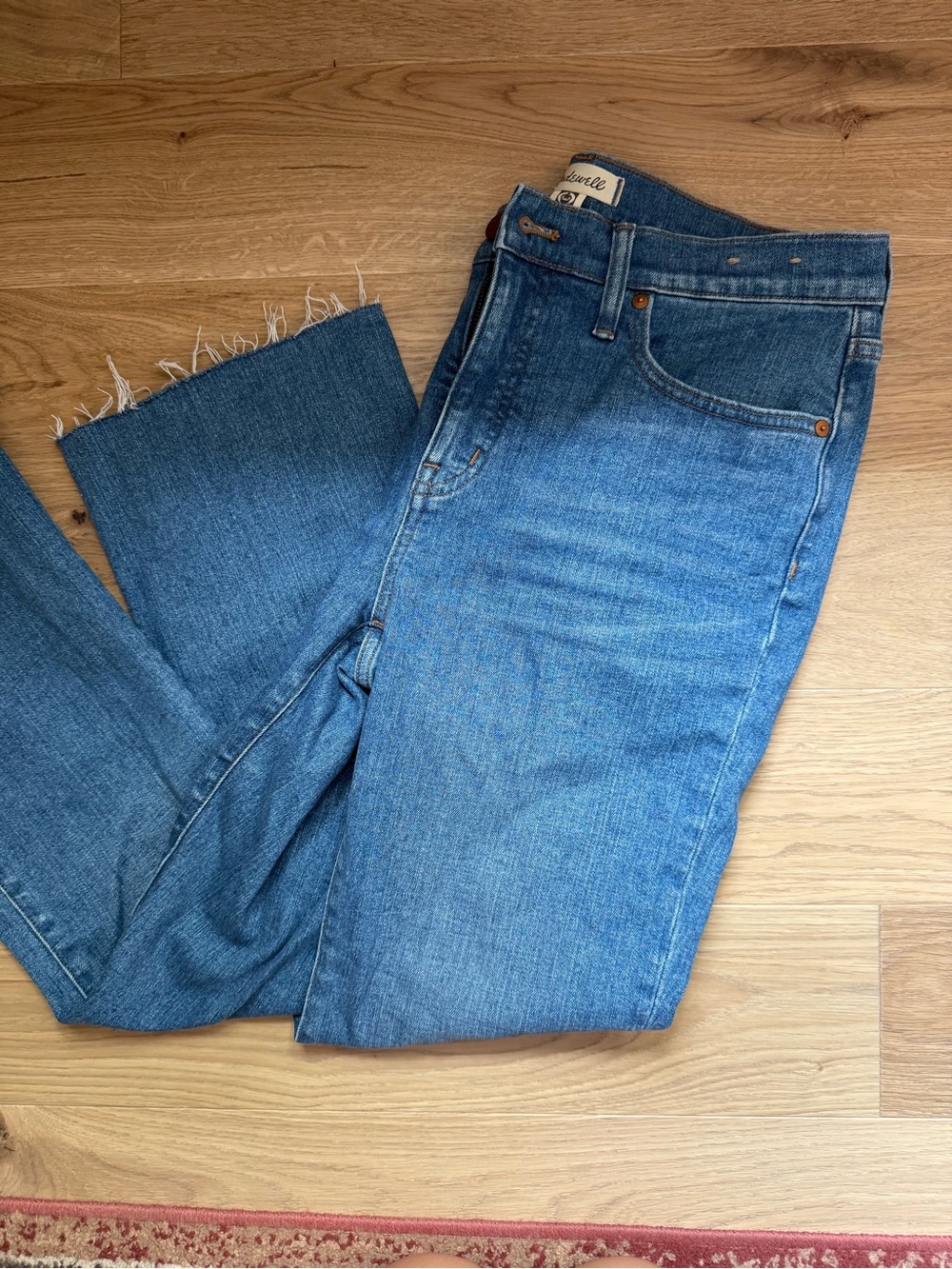 Madewell Mid-Rise Kick Out Jeans - Picture 6 of 7